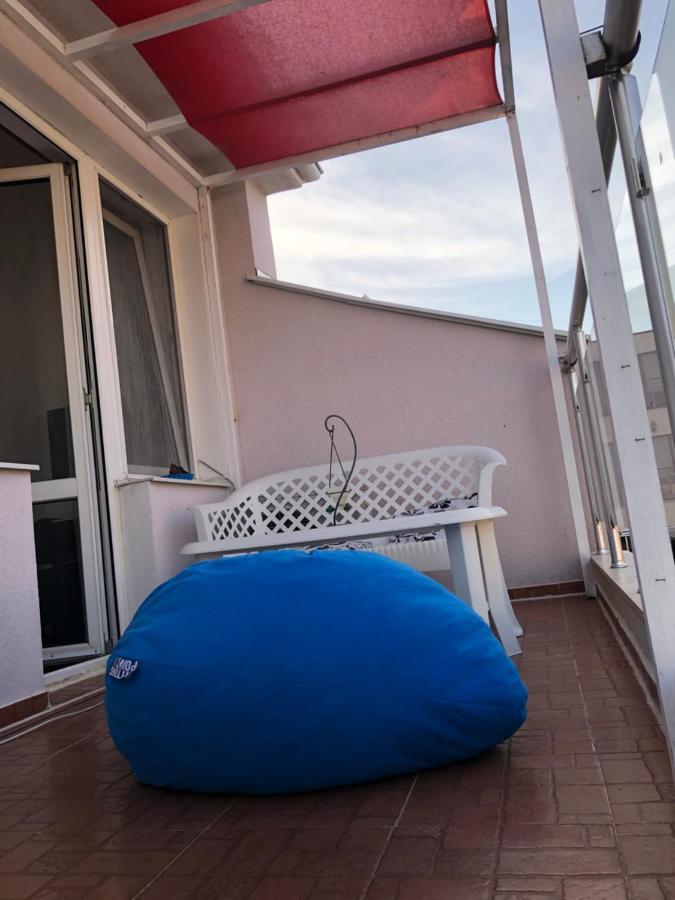 Milos Apartments Поморие Екстериор снимка