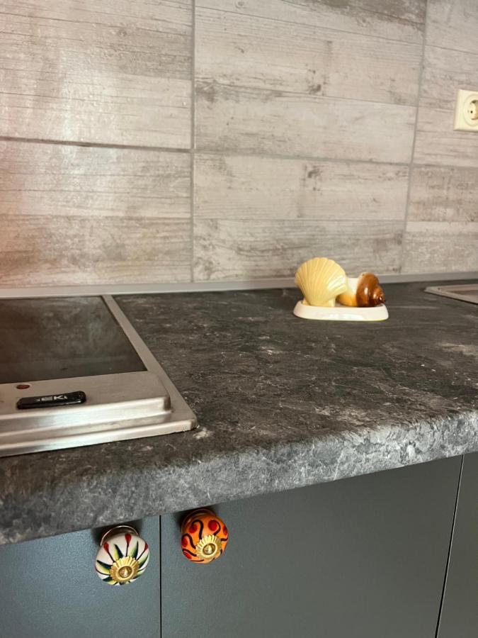 Milos Apartments Поморие Екстериор снимка