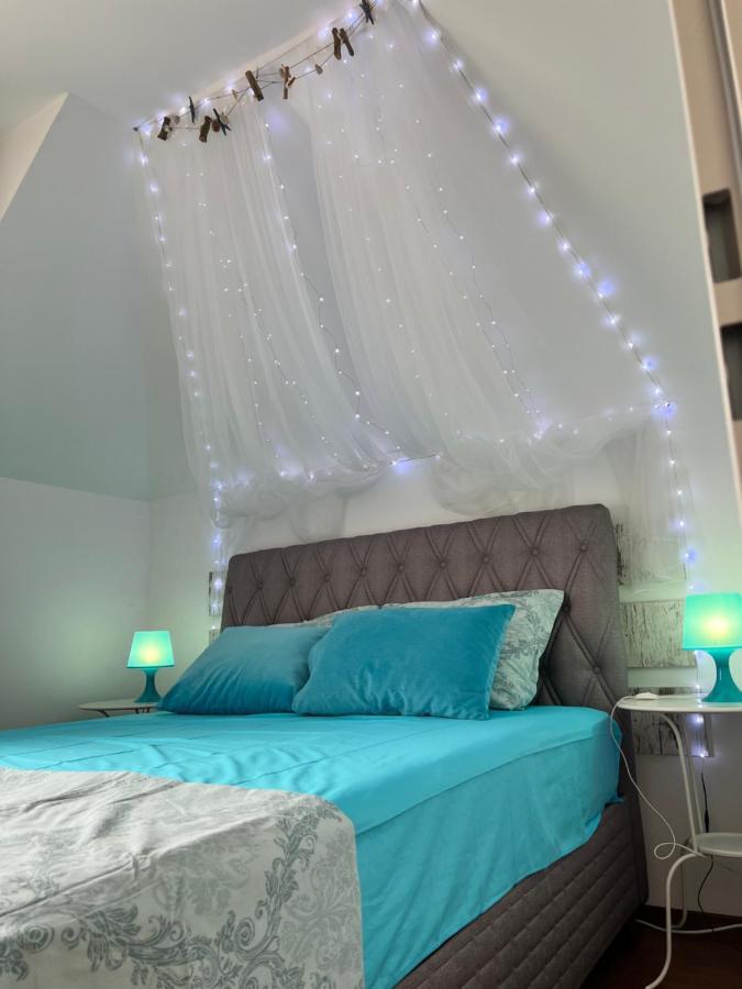 Milos Apartments Поморие Екстериор снимка