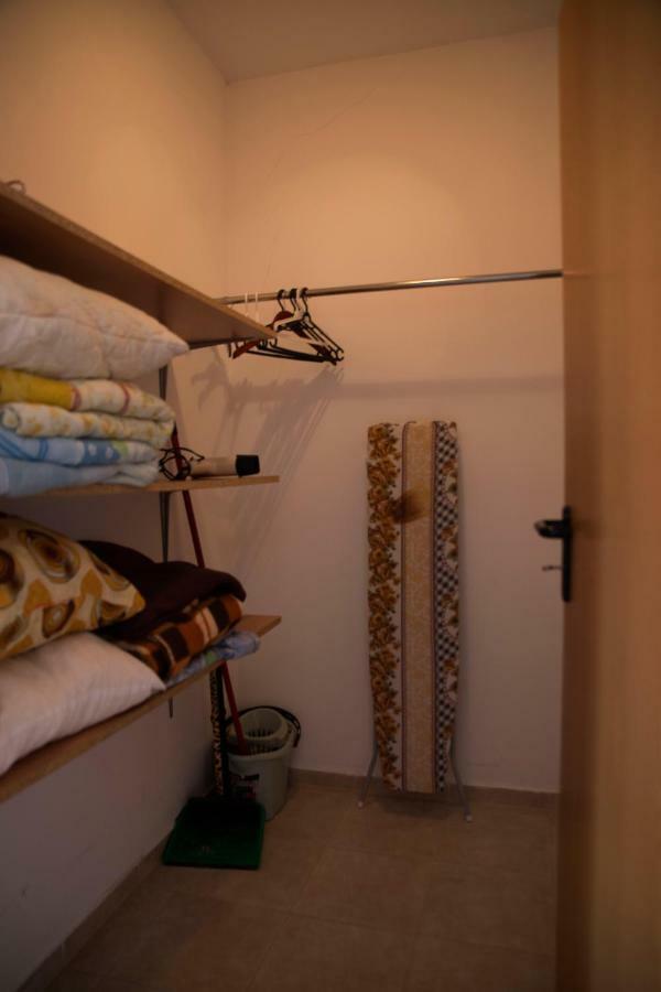Milos Apartments Поморие Екстериор снимка